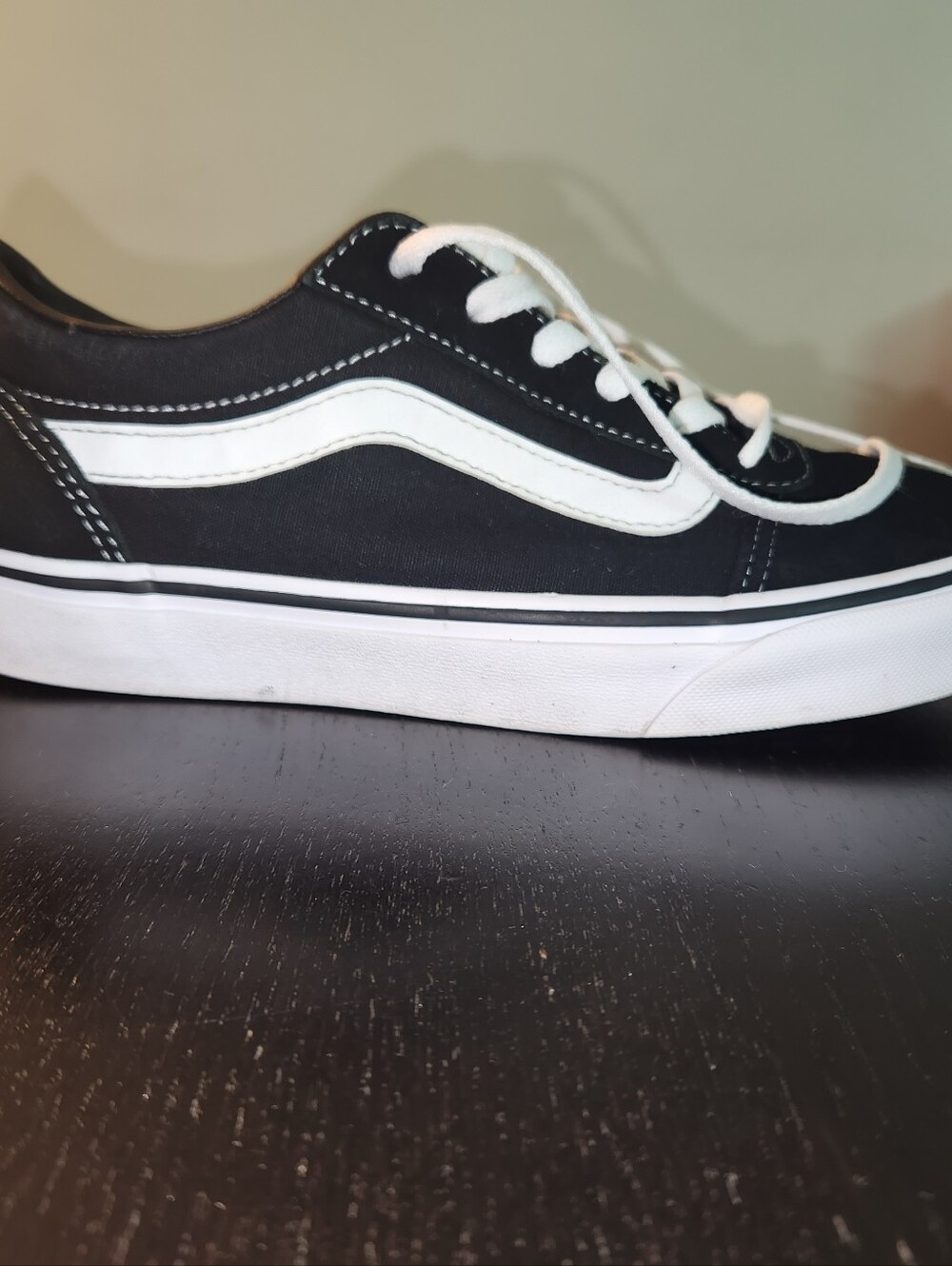Vans Women's Suede And Canvas Black and White Low-Top Skate Sneakers - Picture 8 of 9